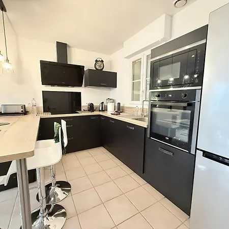 Prázdninový dům Maison Moderne 200m Plage, 4 Chambres, Jardin Prive, Wifi, Velos - - Fr-1-778-35